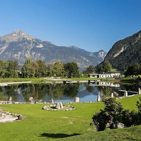 Alpenluxus Presents - Irmis Zillertalblick With Cozy Living Area And Car Park